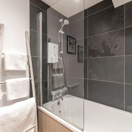 Apartament 1 Bed In Oc-lr040