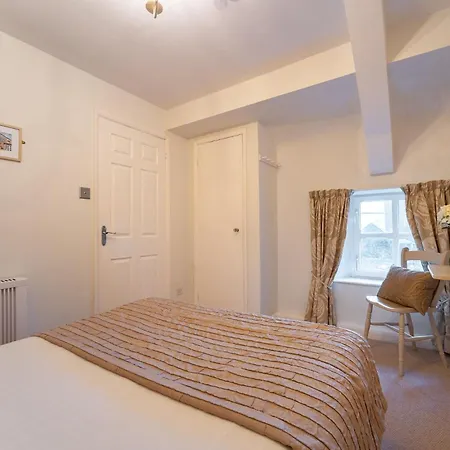 1 Bed In Oc-lr040