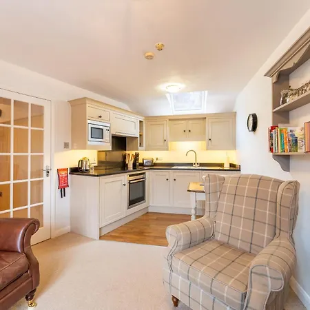 Cobblestones Tatil Evi *