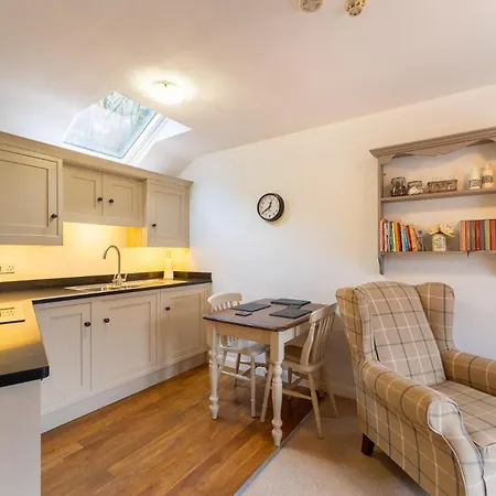 1 Bed In Oc-lr040 *